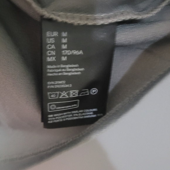 H&M Grey Puff Short Sleeve Top M - Picture 5 of 6